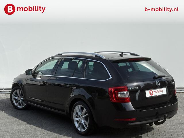 Skoda OCTAVIA Combi 1.4 TSI 150PK! Style Trekhaak 1500kg Apple CarPlay | DAB Audio | Stoelverwarming | Cruise Control