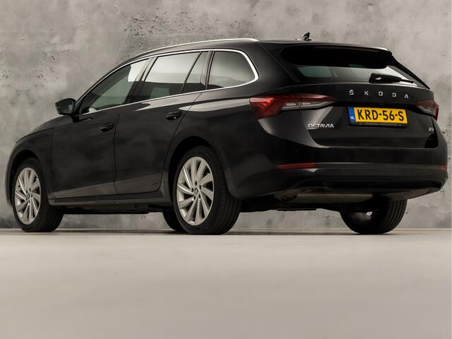 Skoda OCTAVIA Combi 1.4 TSI iV PHEV Sport 218Pk Automaat (VIRTUAL COCKPIT, APPLE CARPLAY, GROOT NAVI, CAMERA, STOELVERWARMING, SPORTSTOELEN, GETINT GLAS, CRUISE, NIEUWE APK, NIEUWSTAAT)