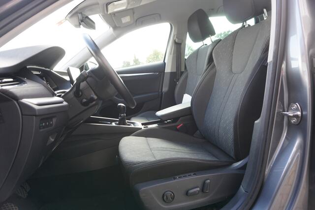 Skoda OCTAVIA Combi 1.0 TSI Edition Plus | TREKHAAK | ELEKTR. STOELEN | STOELVERW. |