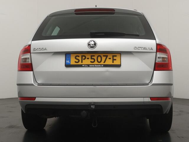 Skoda OCTAVIA Combi 1.5 TSI Greentech Ambition Business - Navigatie - Adaptive Cruise - Climate Control - Trekhaak