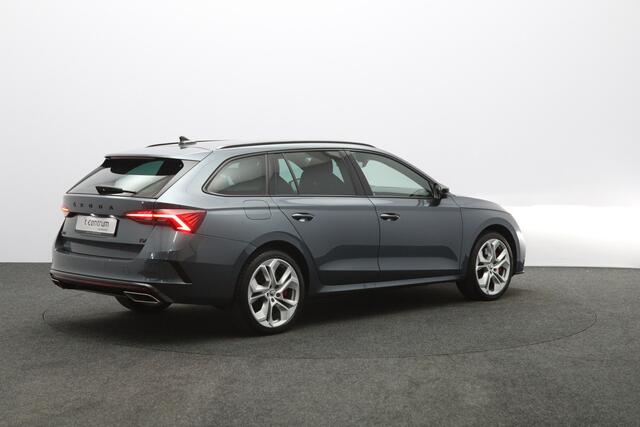 Skoda OCTAVIA Combi 245 PK 1.4 TSI RS iV PHEV Business PHEV, Stoelverwarming, Carplay, Head-Up