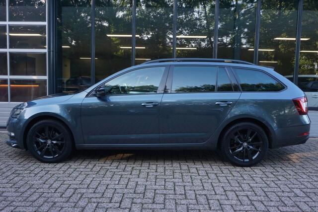Skoda OCTAVIA Combi 1.5 TSI Greentech Sport Business Pano/Trekhaak!