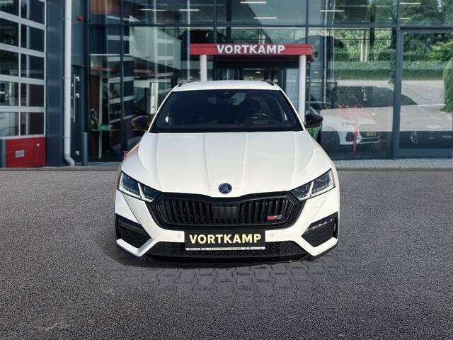 Skoda OCTAVIA 2.0 TDI DSG RS TREKHAAK/CAMERA/ELEK-KLEP/ACC/STOEL+STUURVERW/CARPLAY
