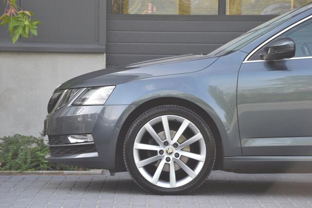 Skoda OCTAVIA Combi 1.0 TSI Greentech Style Business NAP | Automaat | Trekhaak | Carplay | Cruise Control