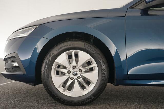 Skoda OCTAVIA Combi 1.0 e-TSI Business Edition
