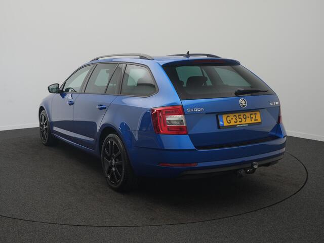 Skoda OCTAVIA Combi 1.0 TSI Greentech Business Edition - RIJKLAARPRIJS - Trekhaak - Parkeersensoren Achter