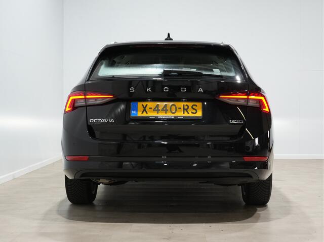 Skoda OCTAVIA Combi 1.5 e-TSI Business Edition Navitie PDC elektr. klep 81