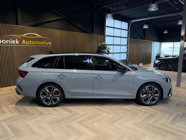 Skoda OCTAVIA Combi 2.0 TSI iV RS panoramadak | voorzien van skoda paraplu in de deur