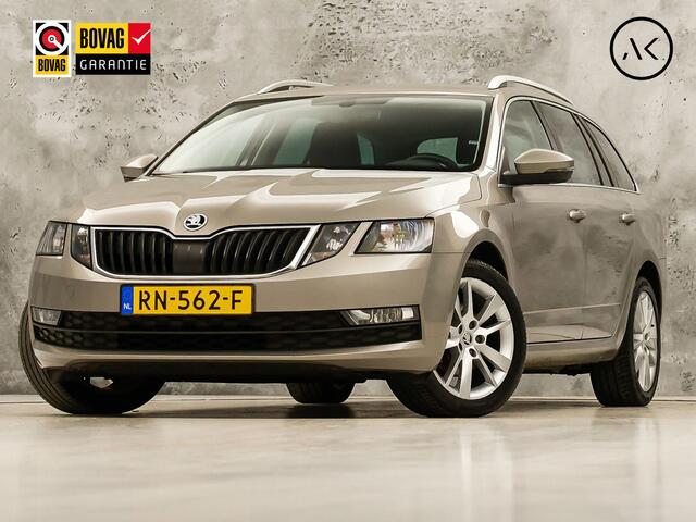 Skoda OCTAVIA Combi 1.0 TSI Greentech Sport (APPLE CARPLAY, GROOT NAVI, CLIMATE, STOELVERWARMING, SPORTSTOELEN, GETINT GLAS, PARKEERSENSOREN, CRUISE, NIEUWSTAAT)