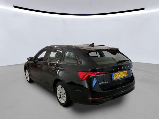 Skoda OCTAVIA Combi 1.0 e-TSI Ambition / AUTOMAAT/ CRUISE/ NAVI/ CLIMATE/ DIGITAL DASH./ 16" LMV