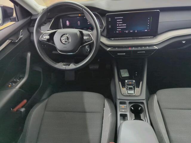 Skoda OCTAVIA Combi 1.0 e-TSI Ambition / AUTOMAAT/ CRUISE/ NAVI/ CLIMATE/ DIGITAL DASH./ 16" LMV