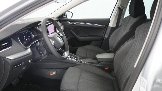 Skoda OCTAVIA Combi 1.4 TSI iV 204pk PHEV Business Edition Plus DSG / Navigatie / Adaptive Cruise Control / Parkeersensoren