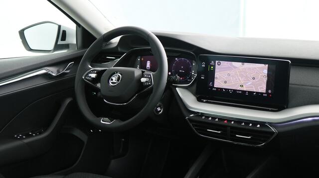 Skoda OCTAVIA Combi 1.4 TSI iV 204pk PHEV Business Edition Plus DSG / Navigatie / Adaptive Cruise Control / Parkeersensoren
