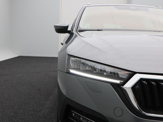 Skoda OCTAVIA Combi 1.0 e-TSi 110 Pk Automaat Business Edition Plus | Stoelverwarming | Trekhaak | Adaptive Cruise | Navigatie | 17 Inch | 66.153 Km !!