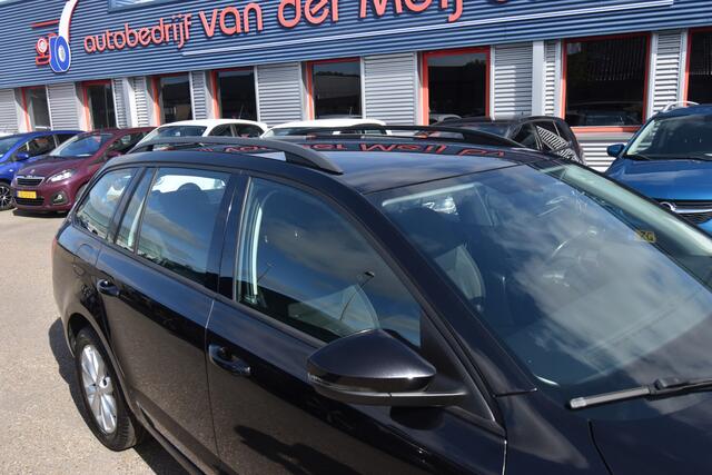 Skoda OCTAVIA Combi 1.0 TSI Greentech Ambition Business , TREKHAAK , CLIMATR , CR CONTR , NAVI , BL TOOTH , LMV16 ,
