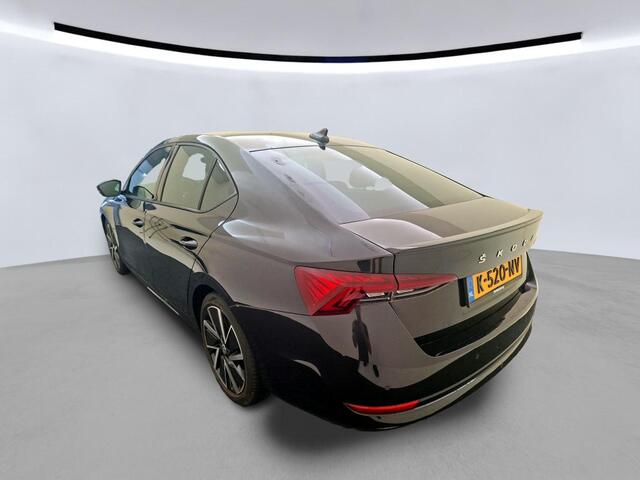 Skoda OCTAVIA 1.0 e-TSI Sport Business / AUTOMAAT/ CRUISE/ PARKEER SENSOREN/ KEYLESS/ DIGITAL DASH/ NAVI/ CLIMA/ 18'' LMV