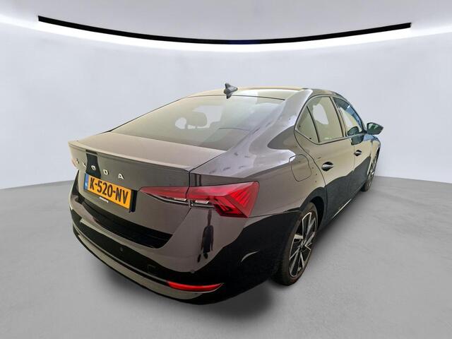 Skoda OCTAVIA 1.0 e-TSI Sport Business / AUTOMAAT/ CRUISE/ PARKEER SENSOREN/ KEYLESS/ DIGITAL DASH/ NAVI/ CLIMA/ 18'' LMV