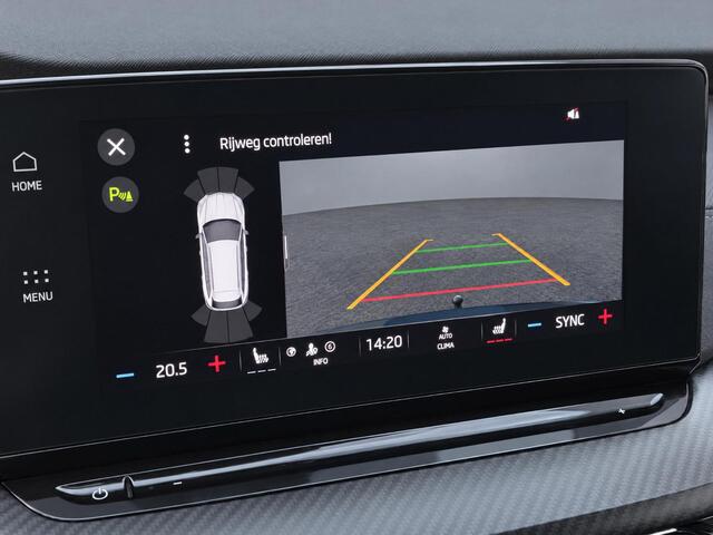 Skoda OCTAVIA Combi 1.4 TSI 245PK DSG iV RS PHEV · Camera · Wegklapbare Trekhaak · Cruise Control · Stoelverwarming · 19'' Inch ·