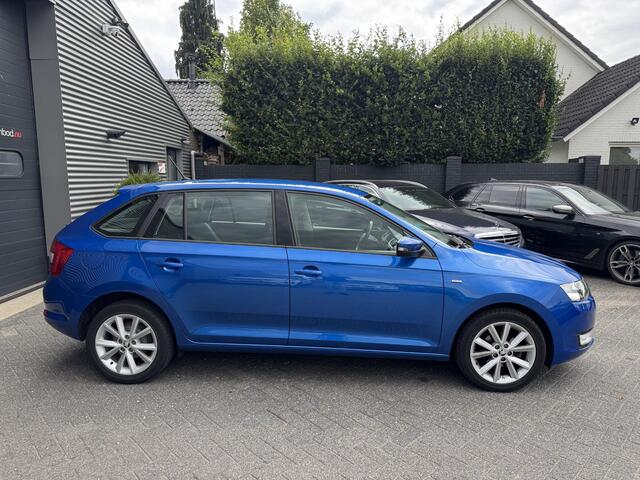 Skoda RAPID Spaceback 1.2 TSI Greentech Drive | Navigatie | Trekhaak | Parkeersensoren | Lichtmetalen Velgen |