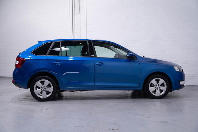 Skoda RAPID Spaceback 1.2 TSI Greentech JOY PDC ECC Cruise-controle Panodak LMV 15"-inch Navigatie-groot stoelverwarming NAP Plus-Pack Sunset