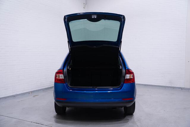 Skoda RAPID Spaceback 1.2 TSI Greentech JOY PDC ECC Cruise-controle Panodak LMV 15"-inch Navigatie-groot stoelverwarming NAP Plus-Pack Sunset