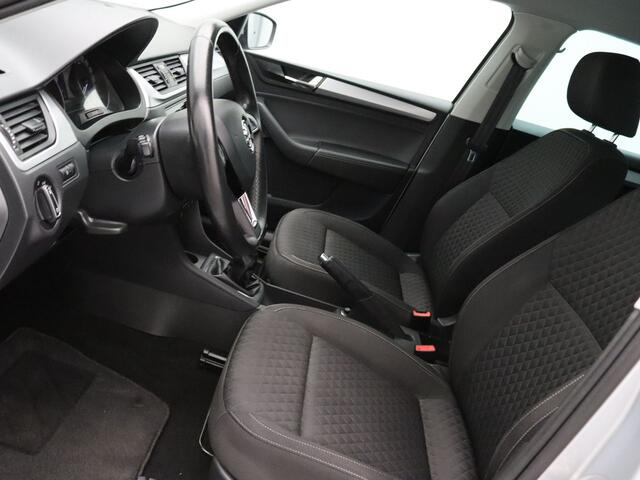 Skoda RAPID Spaceback 100pk TSI Greentech Drive Cruise | Climate | Navi | Parkeersens. achter | Stoelverw.