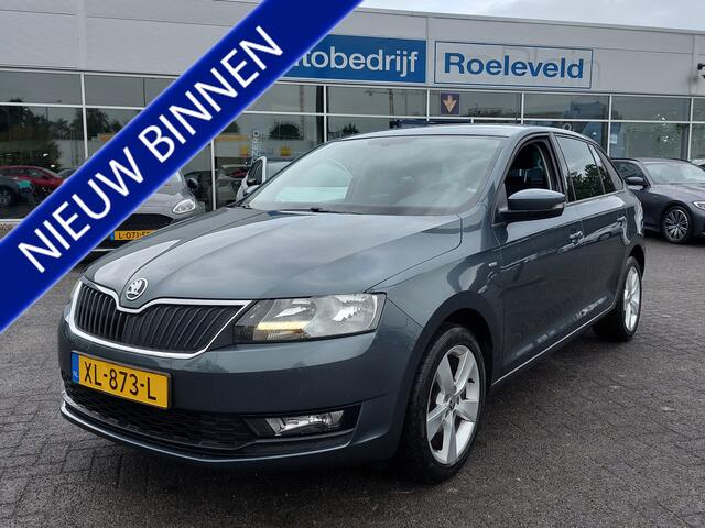 Skoda RAPID Spaceback 1.0 TSI 95pk Greentech Clever Plus-Pack | Navi | Clima | Cruise | Stoelverwarming | Pdc | Bluetooth Carkit+Streaming | Mistlampen | Privacy Glass | 16''lm | Trekhaak