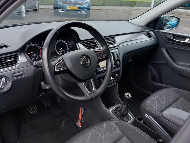 Skoda RAPID Spaceback 1.0 TSI 95pk Greentech Clever Plus-Pack | Navi | Clima | Cruise | Stoelverwarming | Pdc | Bluetooth Carkit+Streaming | Mistlampen | Privacy Glass | 16''lm | Trekhaak