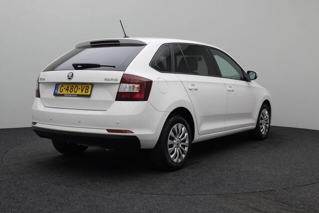 Skoda RAPID Spaceback 1.0 TSI Greentech Clever 2018 | Airco | Parkeersensoren | Elektrische Ramen | LED | Radio | Bluetooth | 2 Sleutels