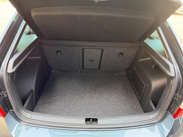 Skoda RAPID Spaceback 1.2 TSI Greentech JOY / Airco/ Navigatie/ Cruise/ PDC/ LMV/