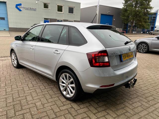 Skoda RAPID Spaceback 1.0 TSI 110pk Clever met Stoelv, Trekhaak en Climatron
