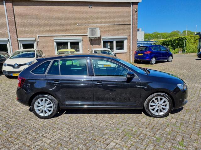 Skoda RAPID Spaceback 1.0 TSI Greentech Drive ?PANODAK ?CARPLAY ?NIEUWE APK