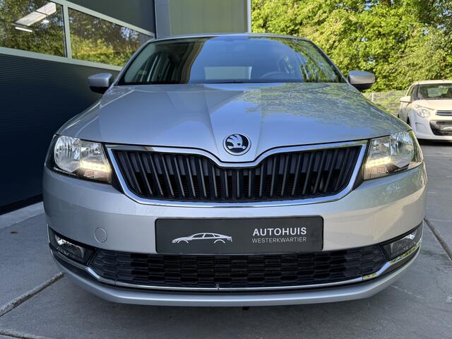 Skoda RAPID Spaceback 1.0 TSI 95pk DSG Greentech Clever Navigatie Stoelverwarming Climatronic DAB