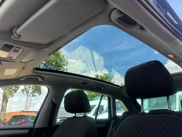 Skoda RAPID Spaceback 1.0 TSI Greentech Drive | Trekhaak | Stoelverwarming | Pano | Cruise