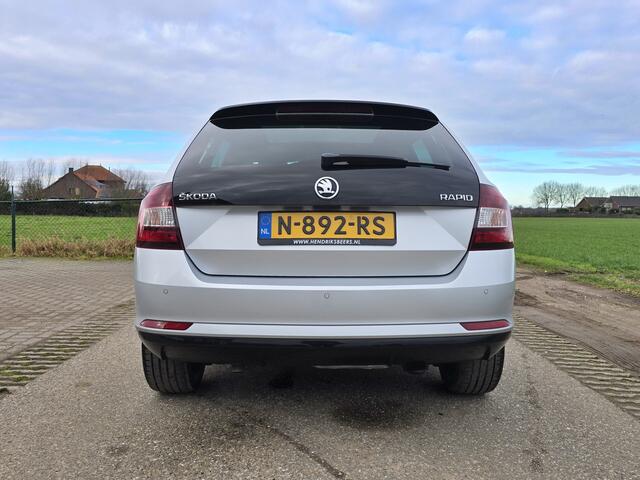 Skoda RAPID Spaceback 1.0 TSI Greentech Clever - 110 Pk - Euro 6 - AUTOMAAT - Navi - PDC V+A