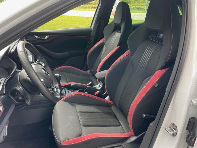 Skoda SCALA 1.5 TSI 150pk Monte Carlo Pano dak I Camera I Navi