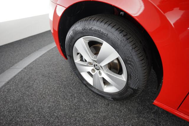 Skoda SCALA 1.0 TSI Sport Business