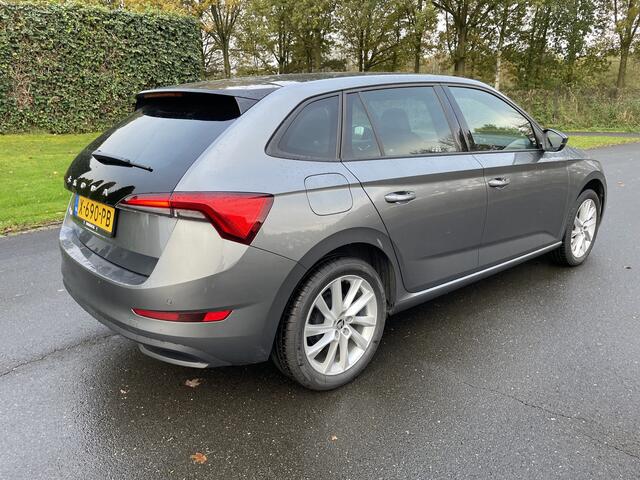 Skoda SCALA 1.0 TSI 110pk Sport Business DSG / Apple Carplay / Panoramadak / Camera / Cruise Control