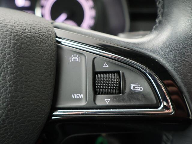 Skoda SCALA 1.0 TSI Ambition | 116 PK | Climatronic | LED verlichting | Parkeersensoren achter |
