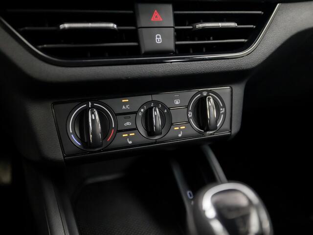 Skoda SCALA 1.0 TSI Active Sport (APPLE CARPLAY, AIRCO, ELEK PAKKET, ARMSTEUN, SPORTSTOELEN, LM VELGEN, PARKEERSENSOREN, NIEUWE APK, NIEUWSTAAT)