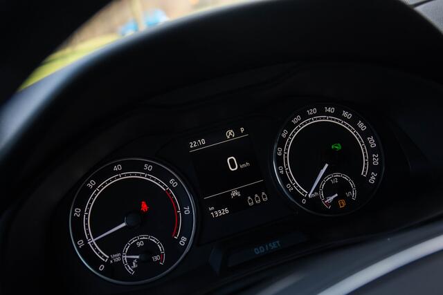 Skoda SCALA 1.5 TSI ACT Sport Business , Adap. cruise, Trekhaak, Carplay,