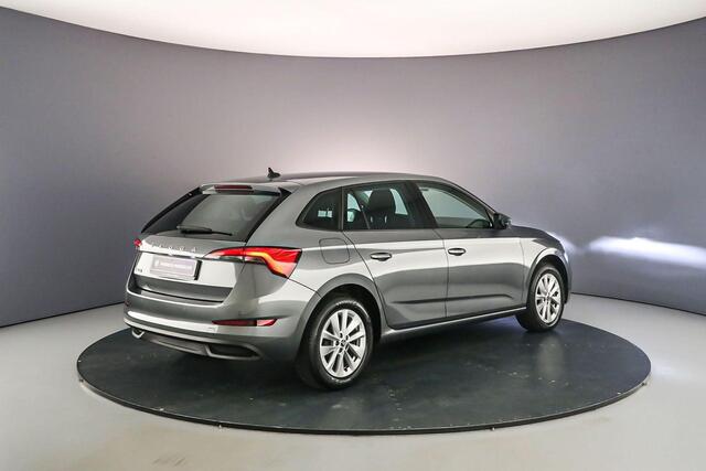 Skoda SCALA Ambition 1.0 TSI 110pk Cruise control, Parkeersensor achter, Airco, DAB, Radio, Bluetooth, App connect, LED koplampen