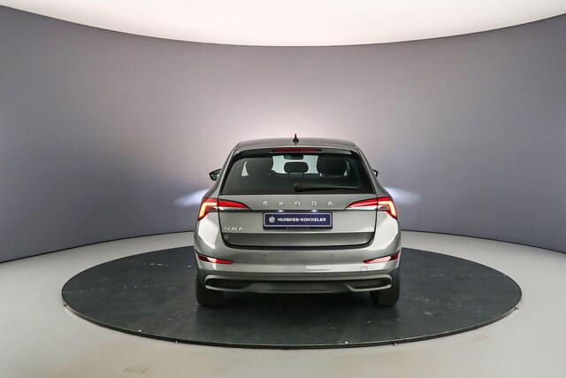 Skoda SCALA Ambition 1.0 TSI 110pk Cruise control, Parkeersensor achter, Airco, DAB, Radio, Bluetooth, App connect, LED koplampen