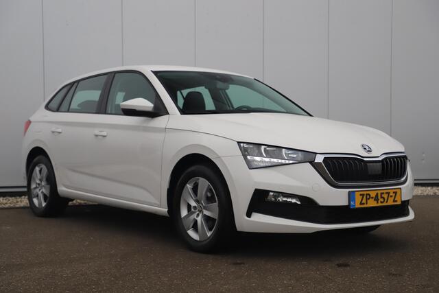 Skoda SCALA 1.0 TSI Ambition 116PK Trekhaak Carplay Android Navigatie 16 inch LMV Lane Assist Clima Cruise