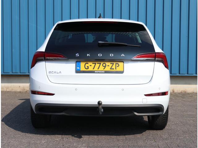 Skoda SCALA 116pk TSI Ambition | 1ste eigenaar | Climate | Trekhaak | Parkeersensoren | AppleCarPlay/Android Auto | LED