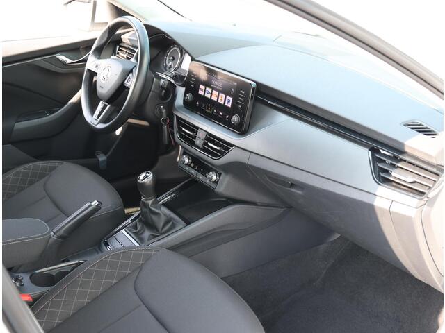Skoda SCALA 116pk TSI Ambition | 1ste eigenaar | Climate | Trekhaak | Parkeersensoren | AppleCarPlay/Android Auto | LED