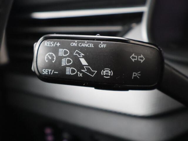 Skoda SCALA 1.0 TSI Ambition | 115 PK | Apple CarPlay / Android Auto | Airconditioning | LED verlichting |