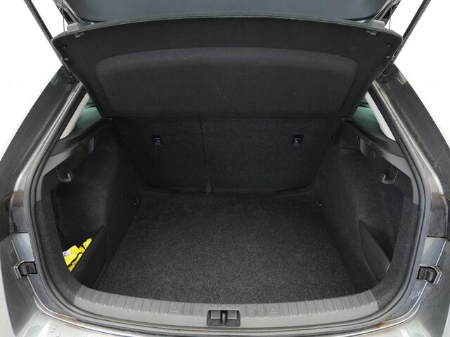 Skoda SCALA 1.0 TSI 110pk DSG Ambition Navigatie Virtual Cockpit Cruise Lm Velgen