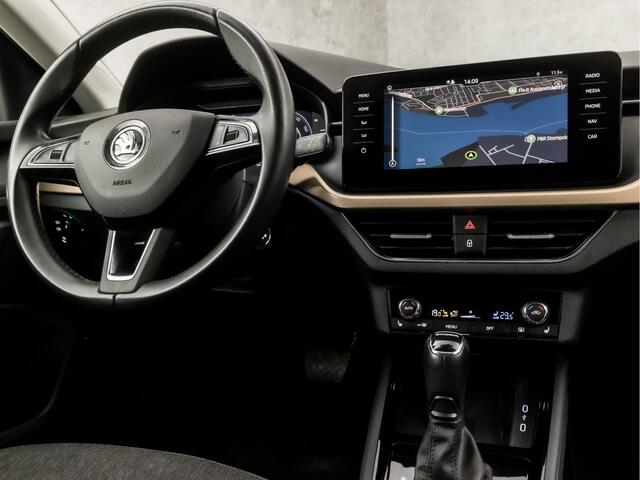Skoda SCALA 1.0 TSI Sportline Automaat (DIGITAL COCKPIT, APPLE CARPLAY, GROOT NAVI, CLIMATE, STOELVERWARMING, SPORTSTOELEN, PARKEERSENSOREN, CRUISE, LED KOPLAMPEN, NIEUWE APK, NIEUWSTAAT)