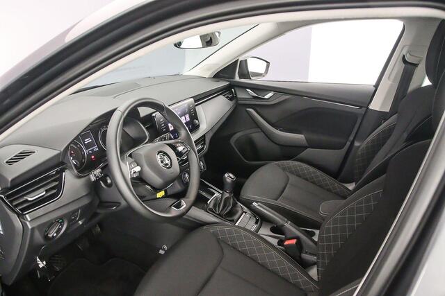 Skoda SCALA Ambition 1.0 TSI 110pk Cruise control, Airco, DAB, Radio, Bluetooth, App connect, LED koplampen, Parkeersensor achter